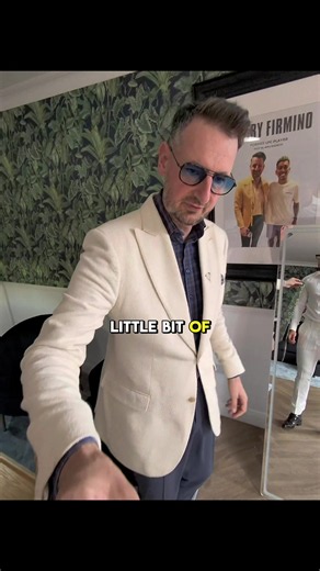 Buying Italian Mafia Bespoke Suit #dola #uk #socialexperiment #social #luxury