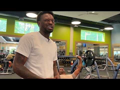 SLAPPING STRANGERS IN THE FACE FOR YOUTUBE PRANK IN THE GYM | GONE BAD!!!