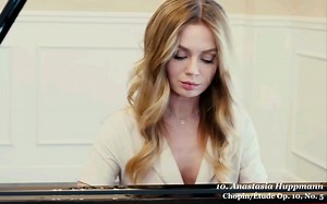 14位美丽的女性古典钢琴演奏家 14 Beautiful Female Classical Pianists