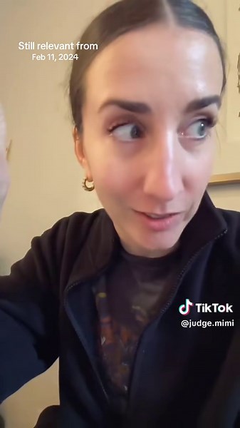 Showmanship in Cheerleading: Tips for Judges