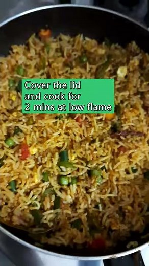 Street style tava pulao | तवा पुलाव रेसिपी | स्वादिष्ट तवा पुलाव #Shorts