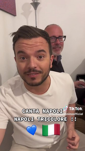 Forza Napoli: La Canzone del Tricolore