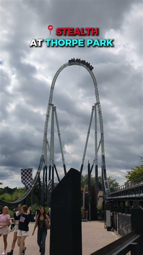 Would you ride this roller coaster?? 🎢 😱 #stealth #thorpepark # #themepark #rollercoaster #launch