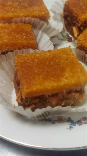 طريقة عمل الكنافة بالمكسرات سهلة وبسيطة