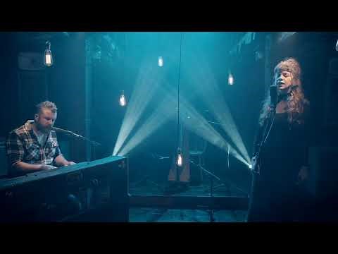 Mick Flannery & Susan O'Neill "Blue River" (Live at Connollys Of Leap)