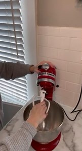 Watch KitchenAid Stand Mixer Demo on Amazon Live