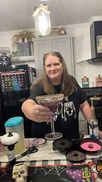 💀 Spooky Blueberry Margaritas for Halloween! 🎃🫐🍸