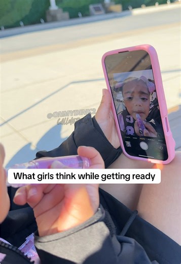 Is this how girls think? #GirlGurl aka #ManhattanKai | girls getting ready in 2006