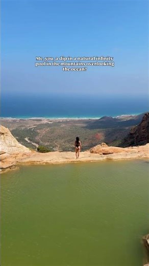 Who wants to swim here? 😍 this natural infinity pool was such a gem and so refreshing to swim in! I