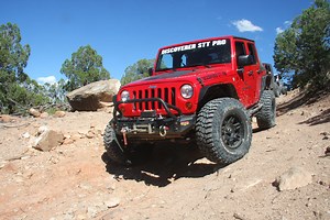 Cooper Discoverer STT Pro: Super Traction Tire