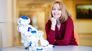 This Robot Helps Kids Relax at the Doctor's Office