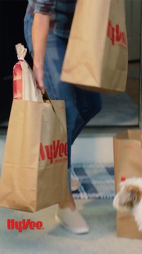 36 reactions | Check grocery shopping off your to-do list! ✅ Order groceries online for easy pickup or delivery.  | Hy-Vee | Facebook