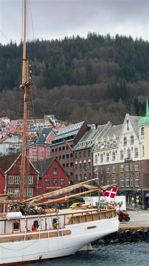 Norway's Fjords & Colorful Houses
