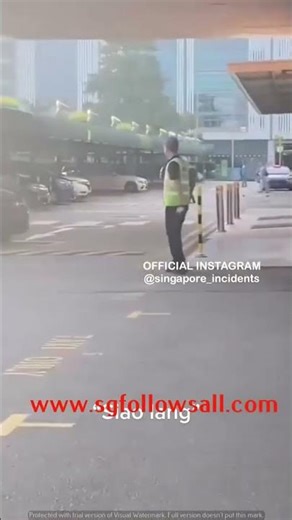 Crazy security at woodland giant mall at Singapore
