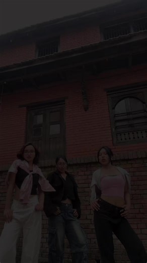 Explore the Bolare Bolla Dance Trend