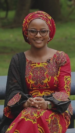 Matasa da mata, albishirinku! 💃🎉 BBC za ta fara wani sabon shiri mai suna “Mahangar Zamani” wanda zai yi duba kan rayuwar matasa a wannan zamanin. | BBC Hausa