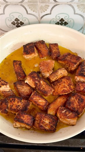 Mediterranean Food & Diet | Easy Recipes | Suzy Karadsheh on Instagram: "Dinner in 15 minutes! Crispy Salmon Bites, seasoned with bold Mediterranean spices and finished with a spicy harissa and yogurt sauce. I made this easy salmon recipe two nights in a row…everyone in my family loves it. ‼️if you want the recipe in your DMs, just let me know in the comments 👇 (As always, all recipes are on The Mediterranean Dish (dot)com) And if you’re trying to eat more protein and stay light on calories, ju