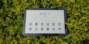 Hisense Q5 RLCD Hands on Review - Good e-Reader