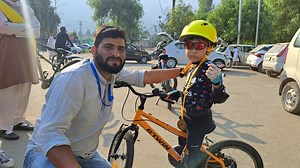 51K views · 1.7K reactions | From #Indonesia to #Srinagar's streets, this young cycling enthusiast takes on the mega Cycle Rally with unstoppable passion!" | Report by: Shabraiz Bashir Video Journalist: Rashid Gojree | Global Kashmir | Facebook