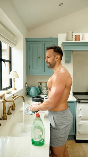 Jen Rothbury | Ad Getting the lawn spring ready ready thanks to @hondaukpower . Picture the scene - you're hosting friends in the garden, enjoying the... | Instagram