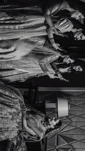 Bridesmaid poses with bride|wedding photoshoot ideas| poses ideas with bride| bridesmaid photoshoot