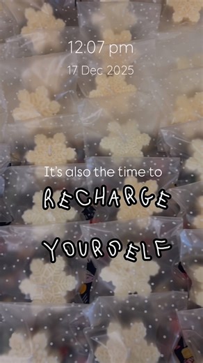 Tgcreations | Stationery & Engraving on Instagram: "Slowing down doesn’t necessary means to pause, it’s just a way to remind yourself to take it easy, recharge yourself, take rest and be prepared for the next big days! This time we challenged ourselves in every possible way - and we are nothing but grateful for the love, opportunities and support we have received! ❤️🧿#hampersbytgcreations #smallbusiness #reelkarofeelkaro #reelsviral"