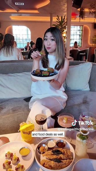 Eating With Catherine (@eatingwithcatherine) - Chic Lounge Melrose: New Hot Spot in Houston