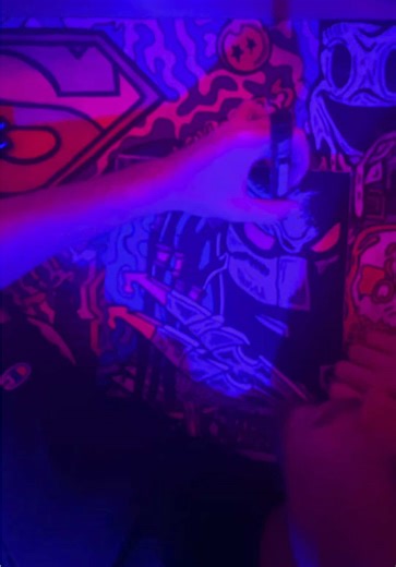 ALIEN$ ARE REAL🛸 . . . . . MORE ART $OON . . . . #art #drawings #artist #arttherapy #predatorbadlands