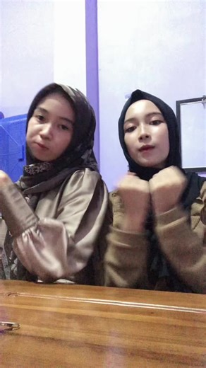 Lagi mam diajak pelocitiiii