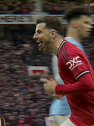 Mason Mount's Stunning Goal for Manchester United