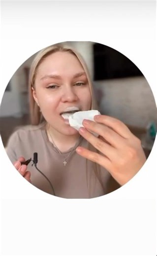 Dry chalk #asmr #asmrsounds #clay #eatingsounds #eating #mukbang #crunchynoises #chalk #youtube