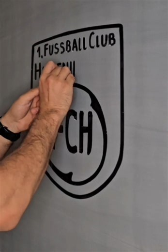 1. FC Heidenheim logo two hands drawing #1FCHeidenheim #Heidenheim #FCH #twohandsdrawing #DeMakaj