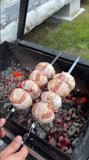 Фаршированные грибочки на углях. Подробный рецепт в описании.