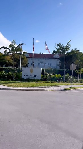 6.4K views · 263 reactions | A little ride past @casamarinaresort and around the bend to Higgs Beach, the pickleball courts, and of course, Salute! On the beach . - #higgsbeach #salutebythesea #casamarinaresort #keywest #keywestlife | Backyards of Key West Gallery | Facebook