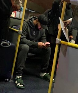 Drake Spotted On A Bus? [Photo] - theJasmineBRAND