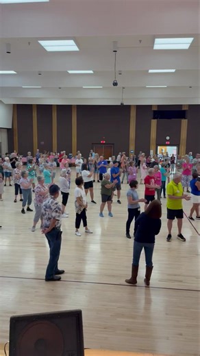 Today, Veterans Day, our Sun City Line Dancers honored all our dancers who served in the military. Thank you Veterans! | Sun City Line Dance Club