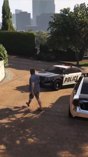 IN GTAV MICHAEL HAVE POLICE CAR #gta5online #gaming #gta5