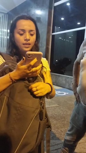 Ciudadanas siendo instrumentalizadas para fabricación de un comparendo D12, se logra la realización del debido proceso . resaltamos el respeto por parte de los uniformados manteniendo el respeto por ambas partes . No hubo inmovilización art 15. código penal art 35 ley 734 #sialdebidoproceso