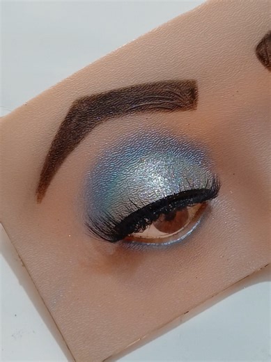 Stunning Blue Dress Eye Makeup Tutorial