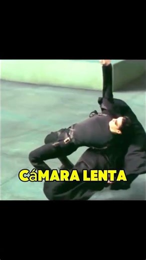 CÓMO SE HIZO ESTA ESCENA DE MATRIX? #xarlycineon #thematrix #los90 #nostalgia90an #cine