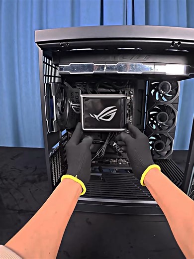 Dreaming of the perfect gaming PC? 🎮 Whether you’re on a tight budget or want a top-tier beast, we’ve got your back! 💻🔥 At IX Gamers, we build custom rigs that are powerful, stylish, and made just for you. No more settling—let’s create your ultimate setup together. 💥 Why wait when your dream gaming experience is just one DM away? Slide into our DMs or visit our store and level up your game today! 🚀 📞 Call/WhatsApp: 971 4 386 1418 / 971 56 547 9862 📍 IX Gamers, #M28, Mezzanine Floor, Compu