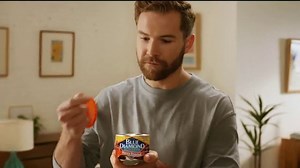 Blue Diamond Almonds TV Spot, 'Gimme'