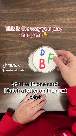 This simple letter game builds: ✔️ Letter recognition ✔️ Visual scanning ✔️ Focus ✔️ Quick thinking Preschool learning doesn’t have to be complicated. Would you play this in your classroom? 👇#preschool #abc #games #literacy #handsonlearning
