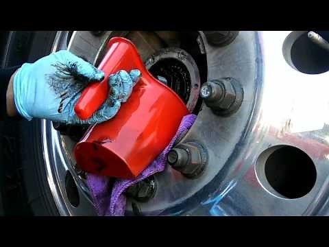 Replacing hub cap