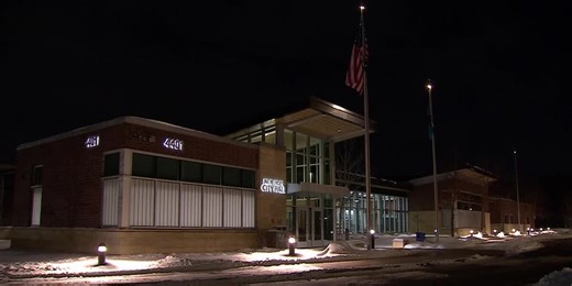 2 apprehended after federal agent is reportedly kidnapped by detainee, police say