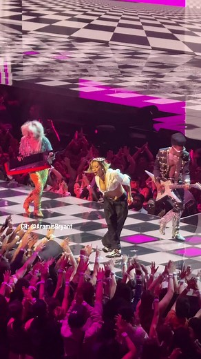 Doja Cat's Jealous Type Performance at 2025 VMAs