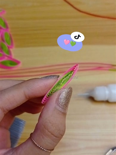 Advanced Paper Quilling Techniques with Comb Method