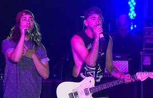 Top 15 performances from the 2014 APMAs