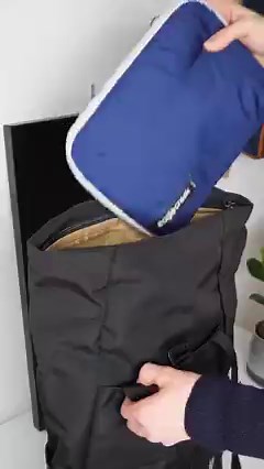 Pack the Explore Tote with us! Shop this bag: https://bit.ly/3FNBeha 🎥: @packsmart.dk on Instagram #eaglecreek #travel #adventuretravel #packwithme #packing #packinghacks #organization | Eagle Creek