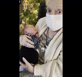 90-Year-Old Woman Meets Her 18th Great-Grandchild for First Time